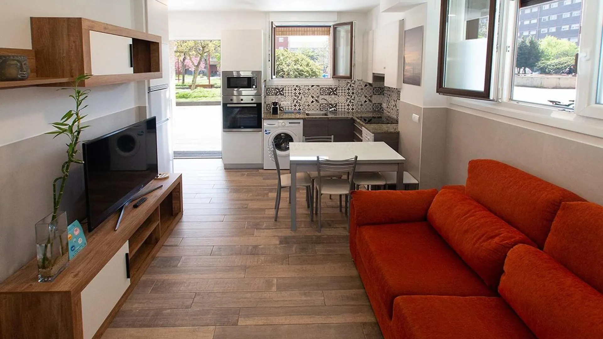 Apartamentos Lurralde location